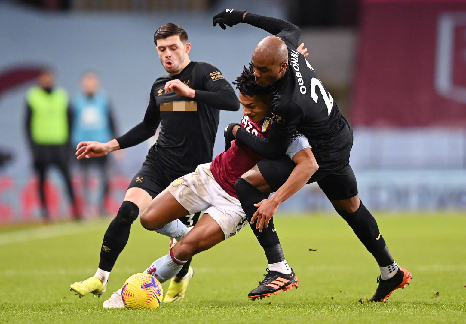 用转会市场 用转会市场